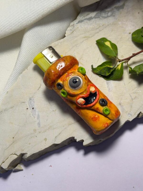 Rotten Pizza Alien Lighter Sleeve