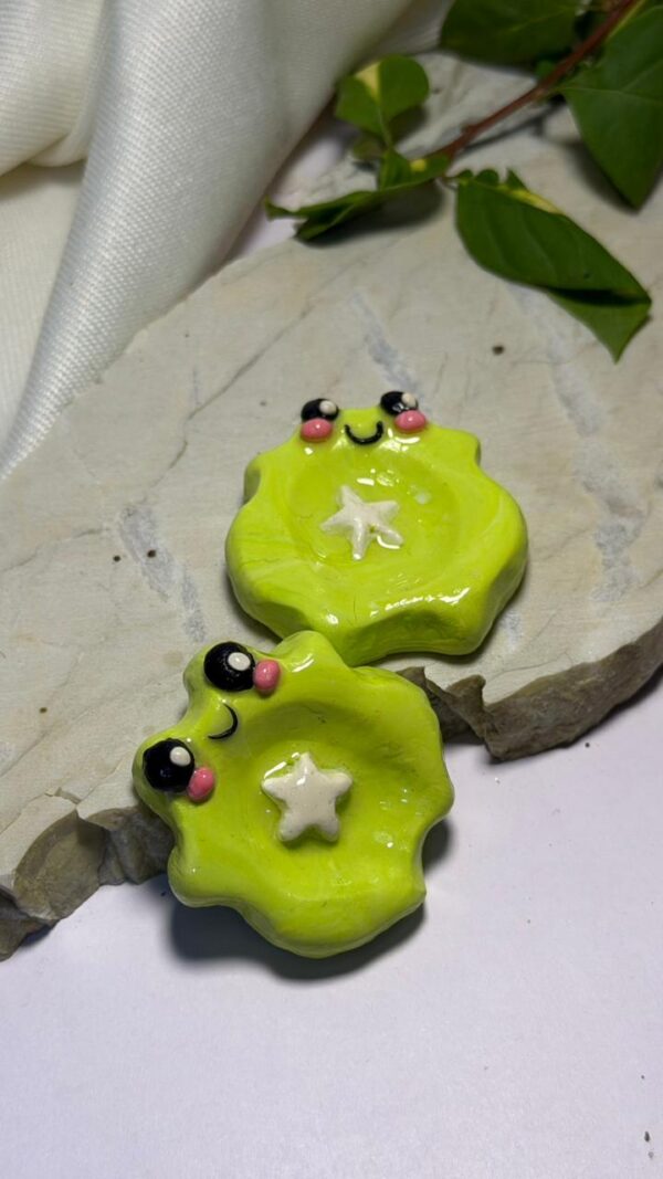 WhatsApp Image 2026-04-01 at 4.08.54 PM34 Froggy Worry Stone