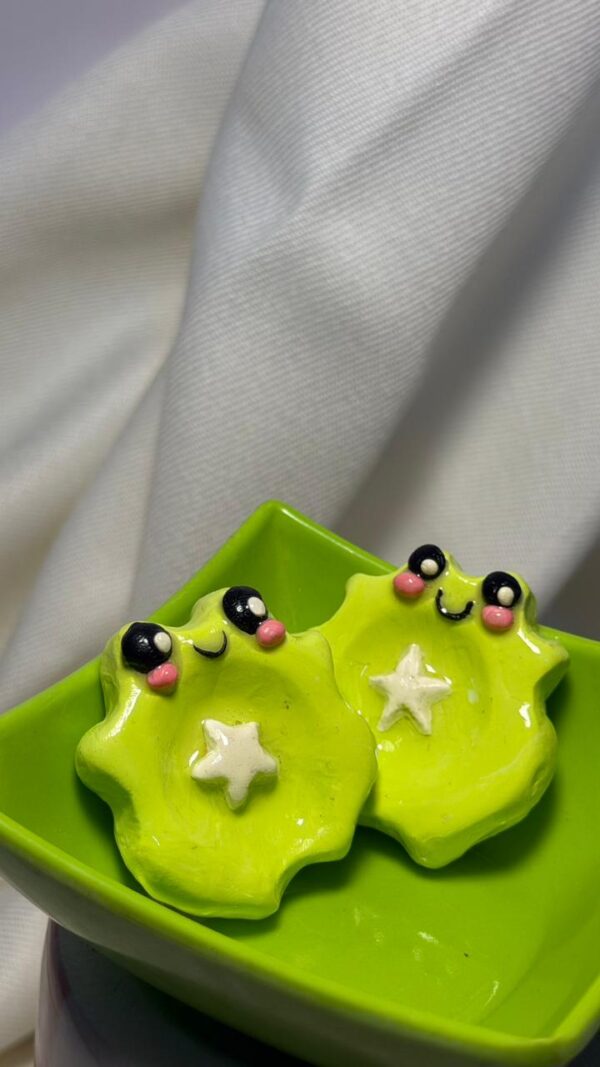 WhatsApp Image 2026-04-01 at 4.08.54 PM45 Froggy Worry Stone