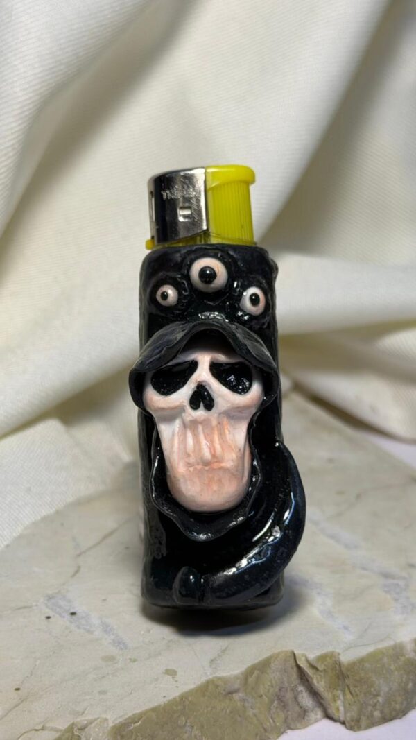 Death Veil Lighter Sleeve