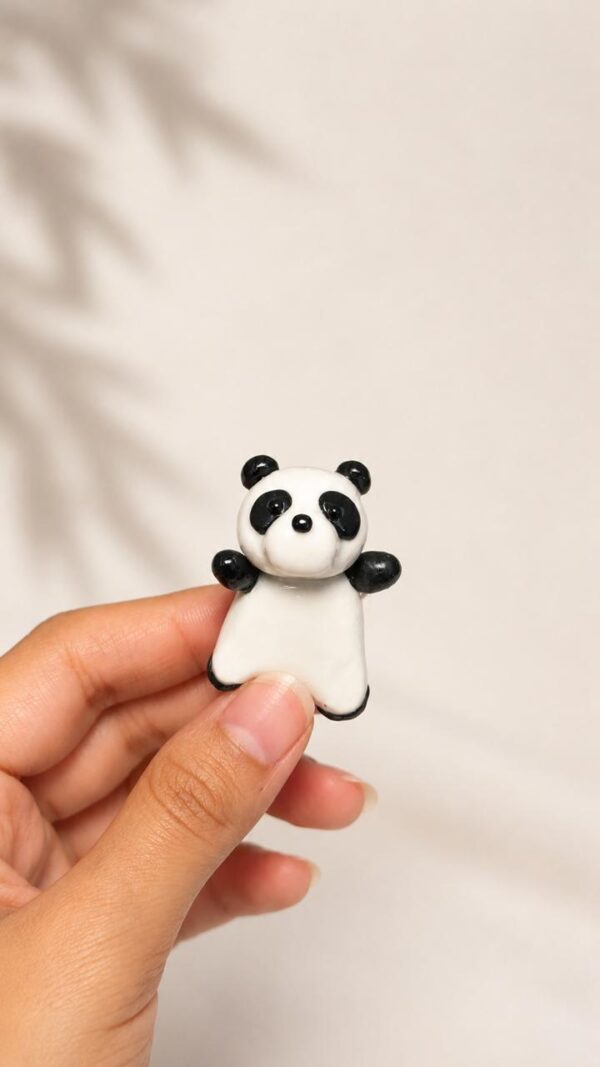 Climbing Panda Hipper
