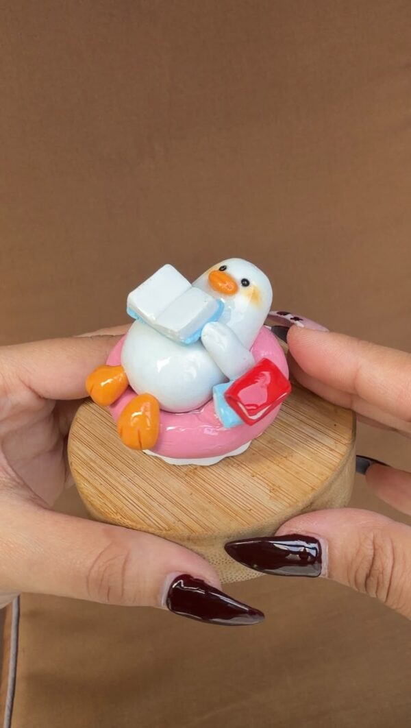 ProDUCKtive Spinner Desk Buddy
