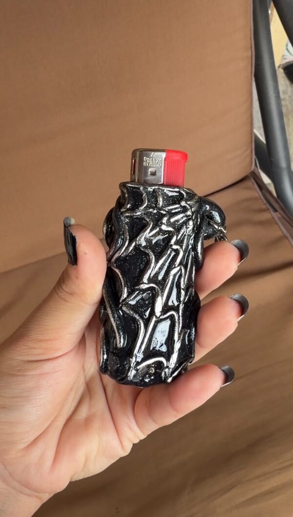 Silver Spiderman Lighter Sleeve