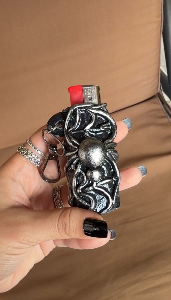 Silver Spiderman Lighter Sleeve