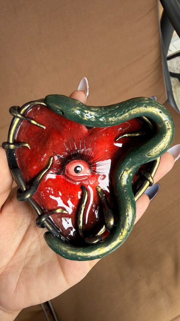 snake4 Serpent Heart Ash Tray